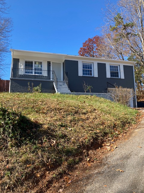 Building Photo - 106 Camelot Dr