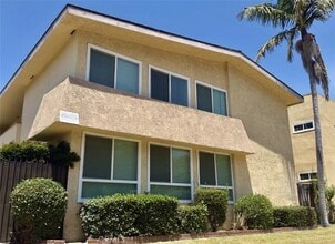 Building Photo - 10949 Pioneer Blvd