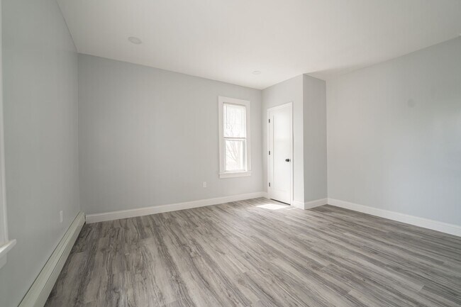 Foto del edificio - 194 N Chestnut St