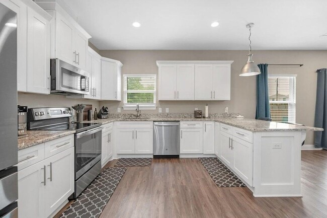 Building Photo - 2327 Hadleigh Hills Ct