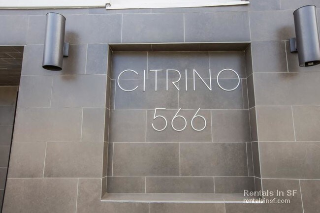 Foto del edificio - 566 S Van Ness Ave