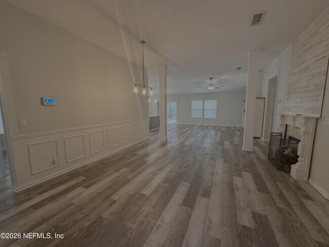 Foto del edificio - 494 Grampian Highlands Dr