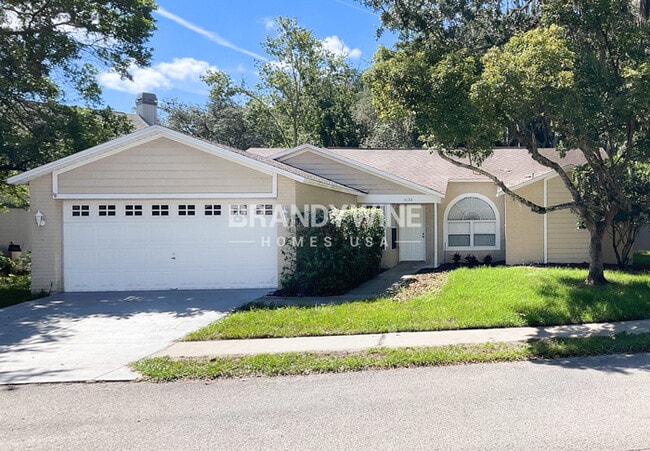 Building Photo - 8122 Hathaway Dr