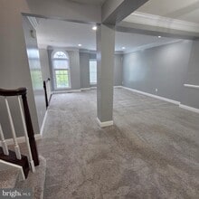 Building Photo - 4121 Chariot Way