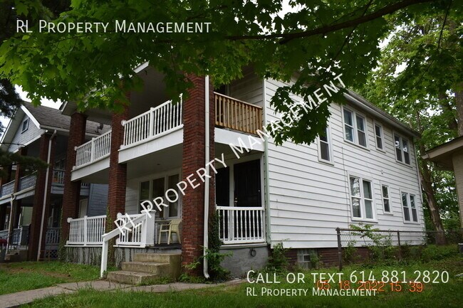 Building Photo - Spacious 2 bedroom 1 bathroom duplex in Fr...