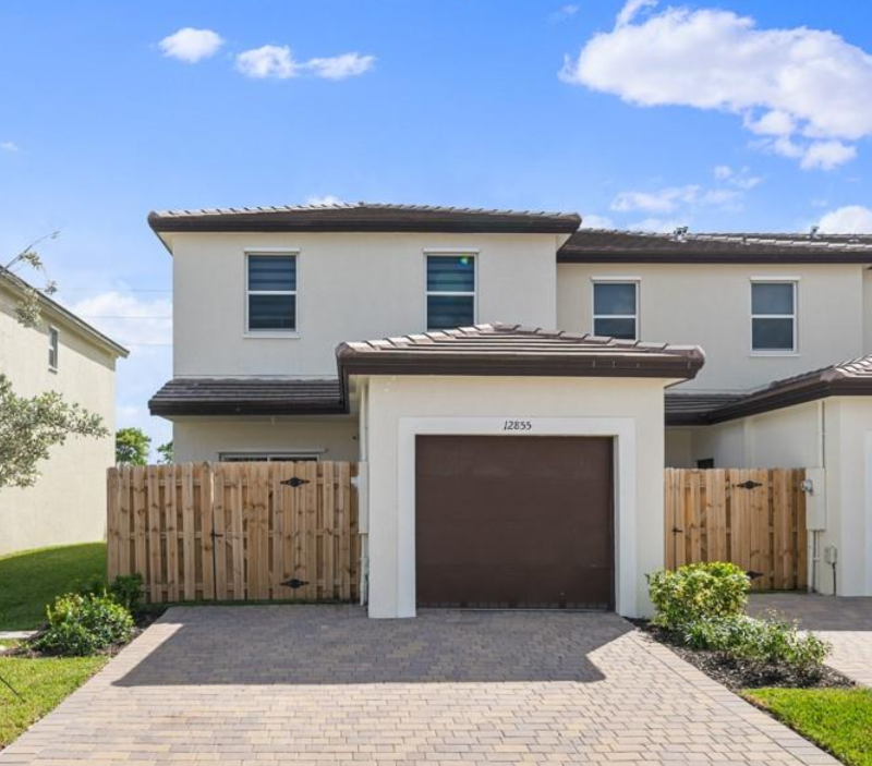 Foto principal - 12846 SW 243rd St