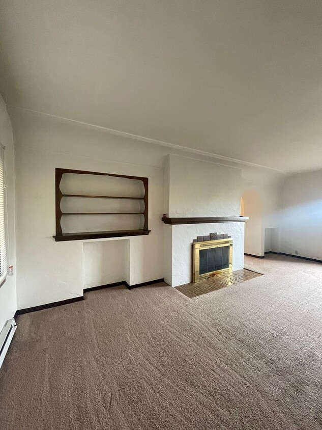 Primary Photo - Two Bed One Bath with View