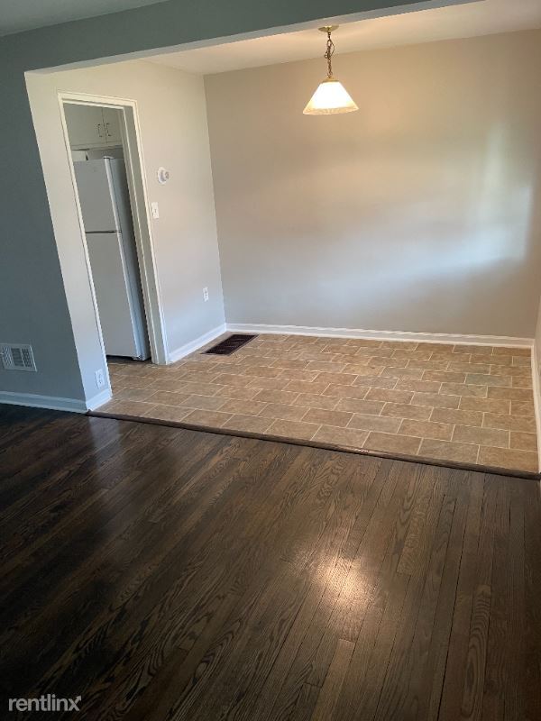 Foto del edificio - 3 br, 1 bath Townhome - 1319 Cypress Ave
