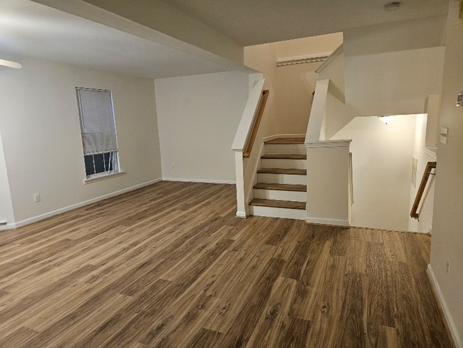 Building Photo - 10331 Gent Ct