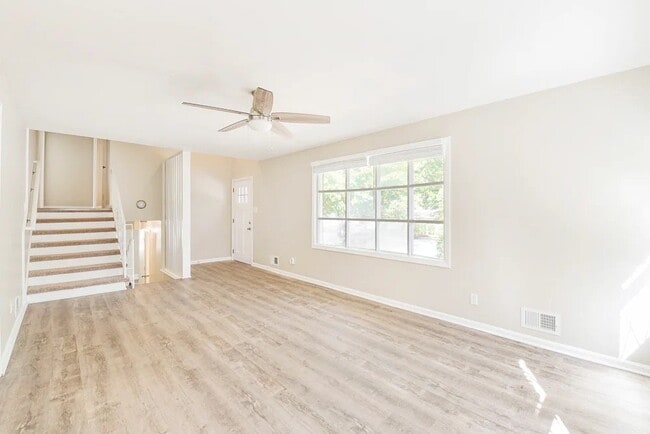 Building Photo - 3964 Somerdale Ln