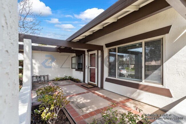 Building Photo - 3021 Grand Lake Dr