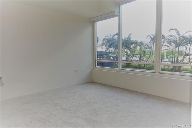 Building Photo - 1009 Kapiolani Blvd