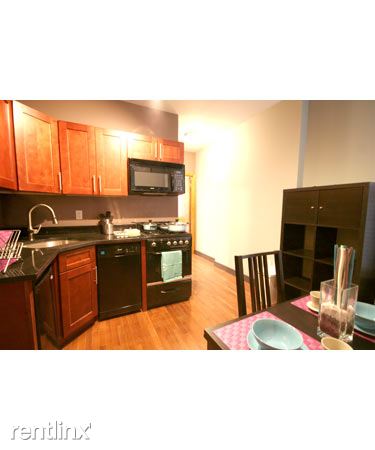 Building Photo - 2 br, 1 bath  - 610 E 12th St