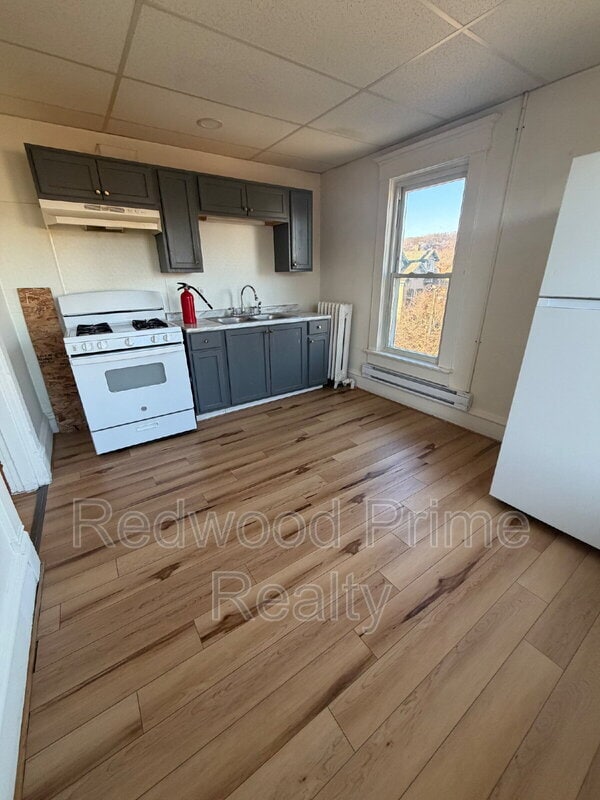 Foto del edificio - 2901 Maple Ave