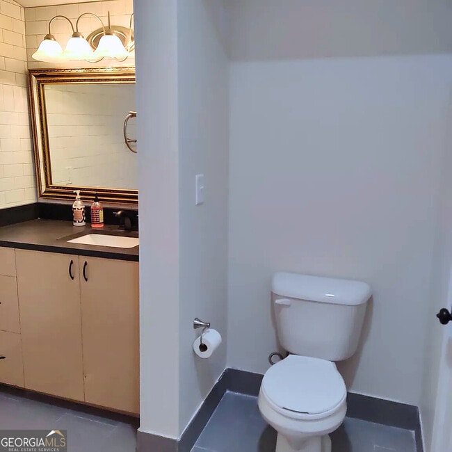 Foto del edificio - 50 Sargent Tigner St