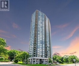 Building Photo - 150 Charlton Ave E
