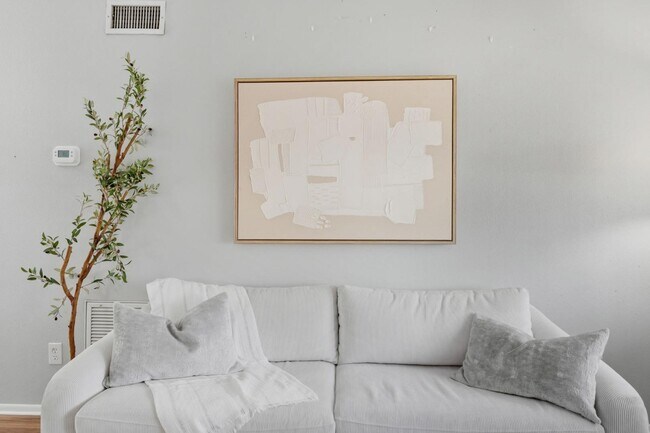 Foto del edificio - 4111 Whiting Dr SE