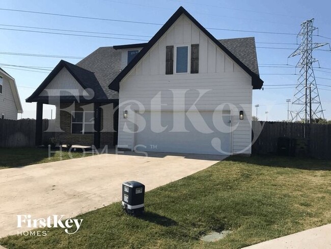 Building Photo - 7332 Parkside Pl Dr