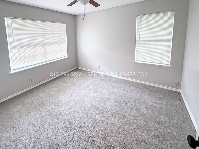 Foto del edificio - 1304 Blanton Dr