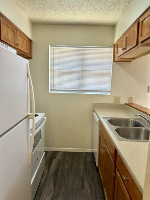 Foto del edificio - 3005 Parker Ln