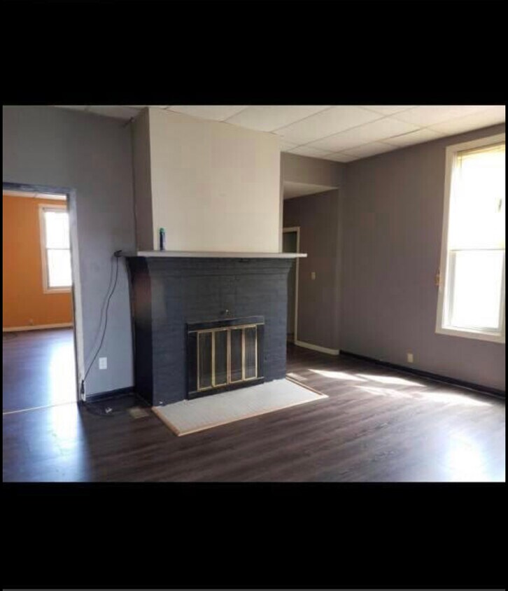 610 Nevada St Unit 1, Dubuque, IA 52001 Apartments in Dubuque, IA