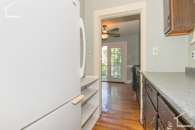 Foto del edificio - No Brokers Fee, No Security Deposit, In-Unit Washer and Dryer, Pets Friendly, Eat-in Kitchen DEck...