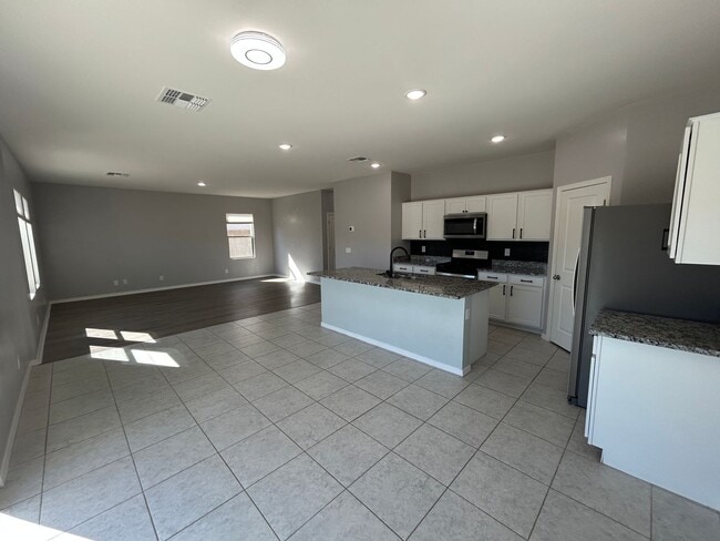 Foto del edificio - 19233 W Elm St