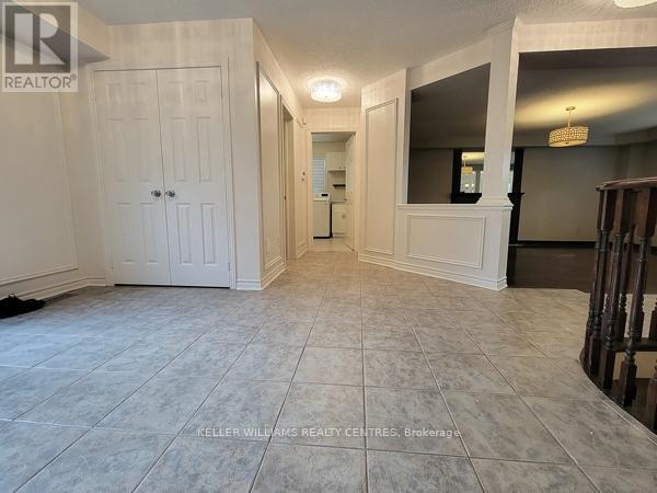 Building Photo - 19 Northview Crescent