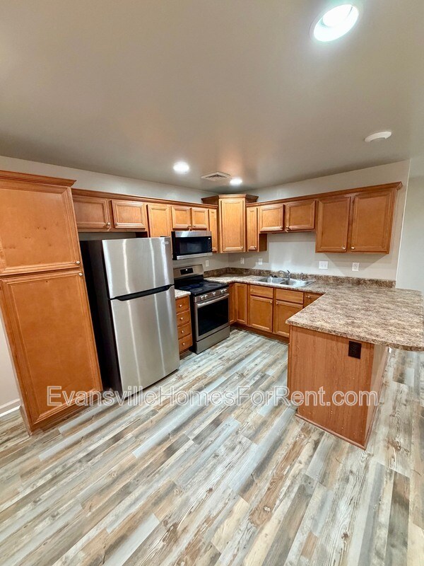 Foto del edificio - 306 S Elm Ave