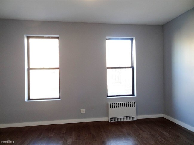 Building Photo - 776 Rogers Ave