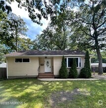 Building Photo - 2902 Herbertsville Rd