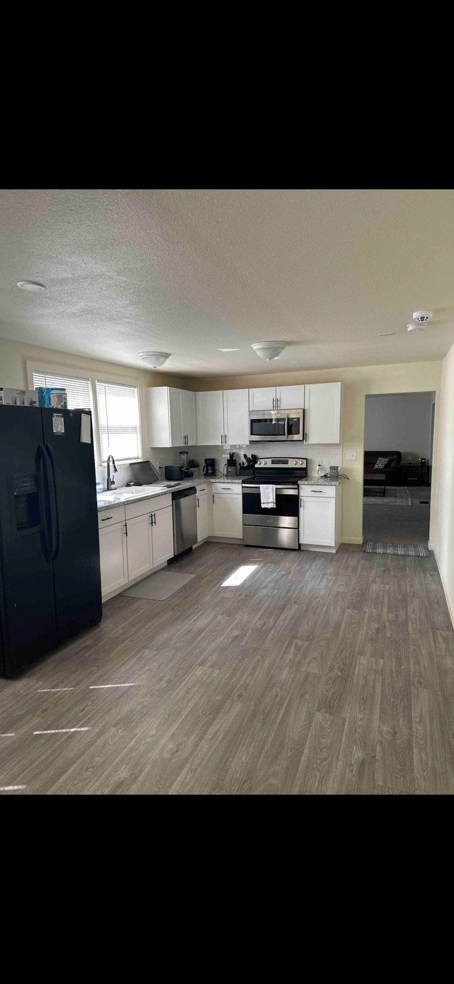 Building Photo - 220 S Taylor St