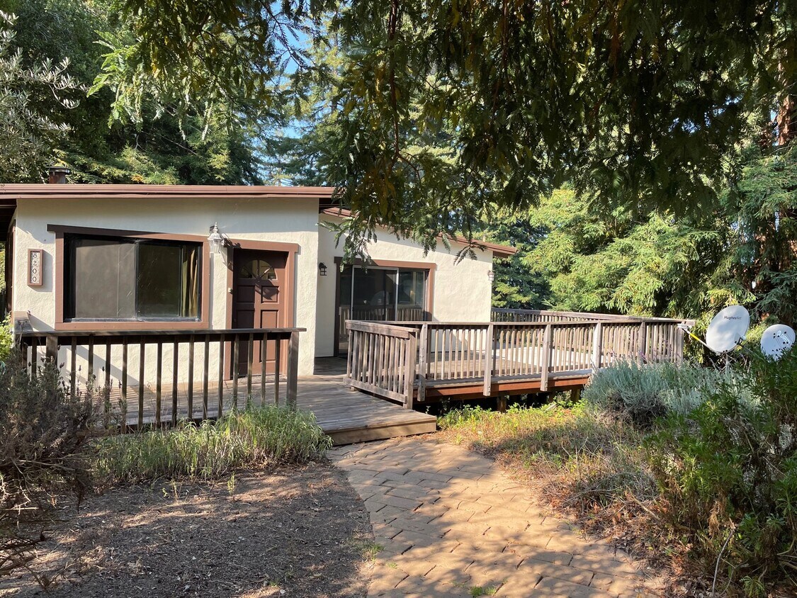 8200 Hacienda Ln, Soquel, CA 95073 House Rental in Soquel, CA
