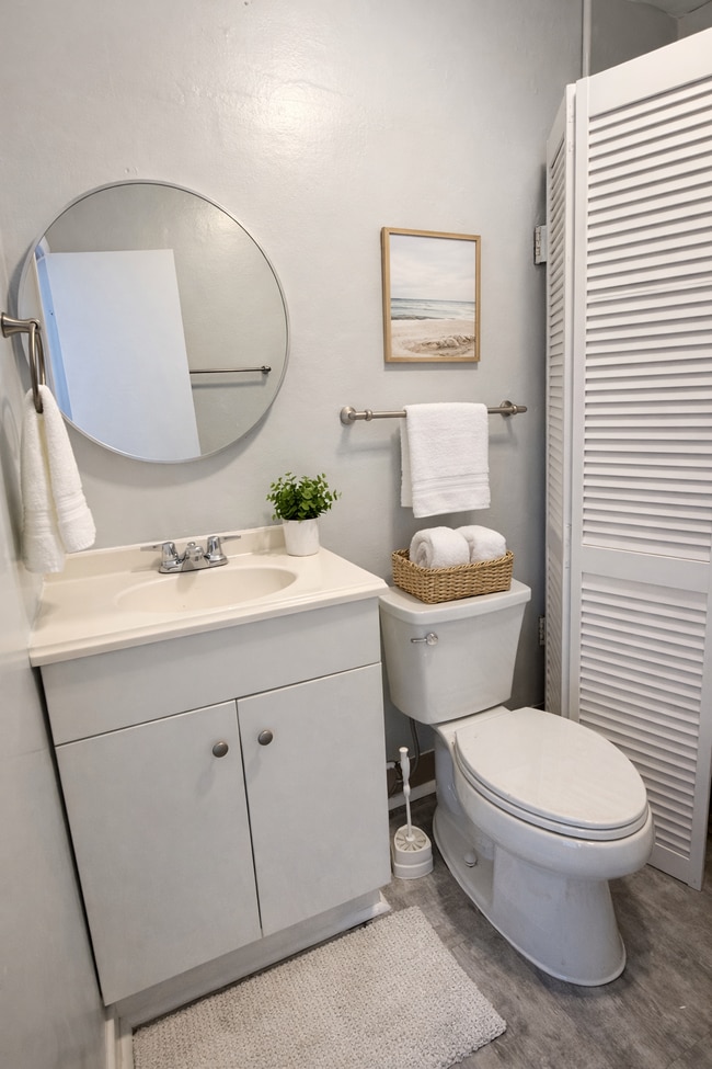 Building Photo - 1100 N Federal Hwy