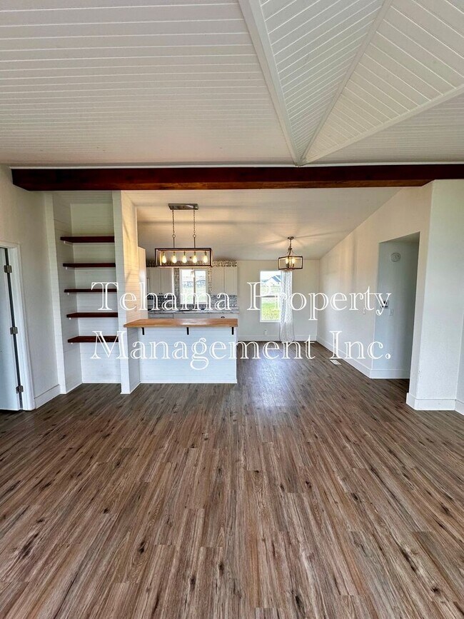 Foto del edificio - Newly Renovated Beautiful 3 bedroom 2 bath home in Red Bluff