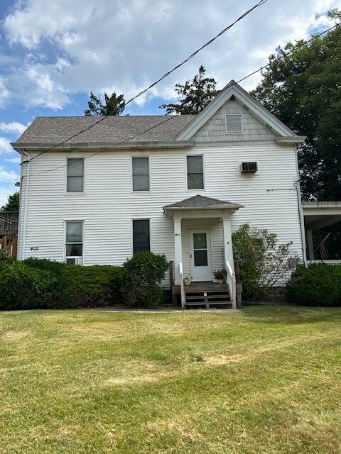 Building Photo - 400 Beaver St