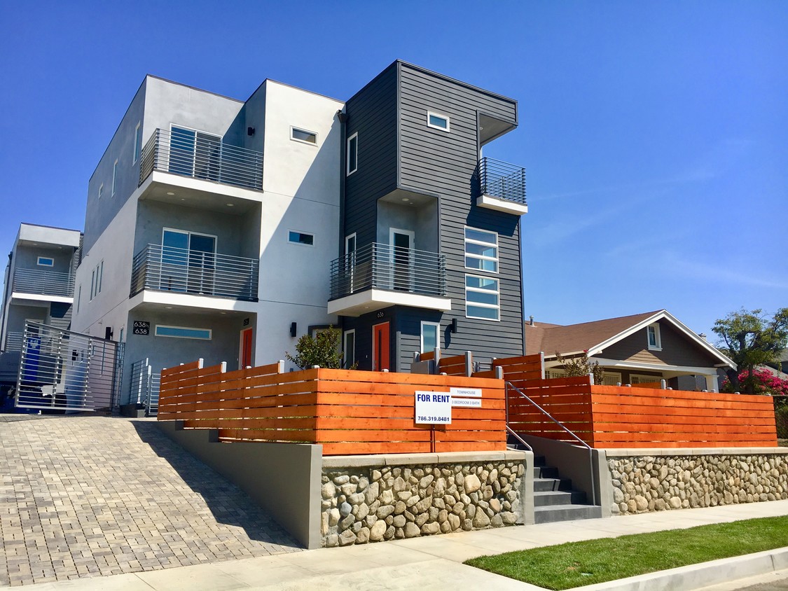 636 Parkman Ave, Los Angeles, CA 90026 Townhouse for Rent in Los