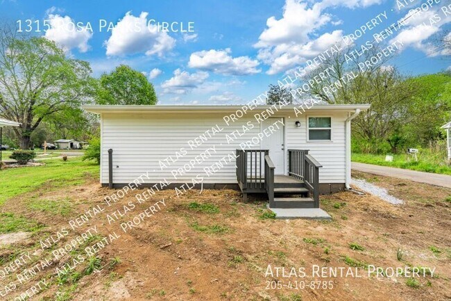 Foto del edificio - 1315 Rosa Pk Cir SW