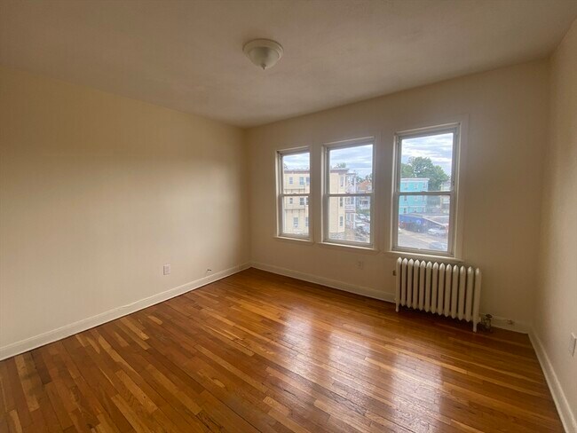 Foto del edificio - 130 Talbot Ave