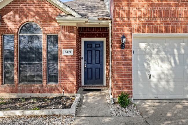 Building Photo - 1479 Allison St