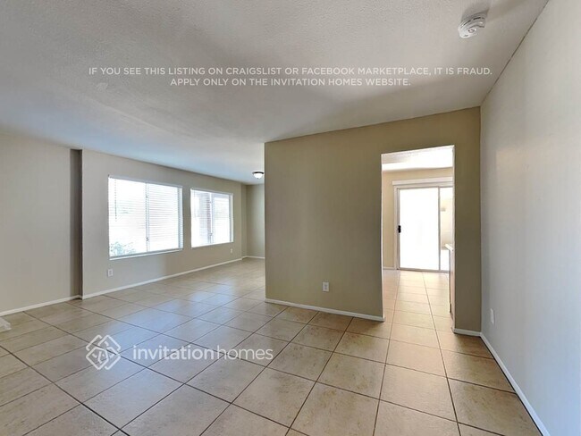 Building Photo - 6618 S 44th Pl