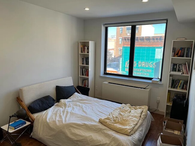 Building Photo - 57 Graham Avenue
