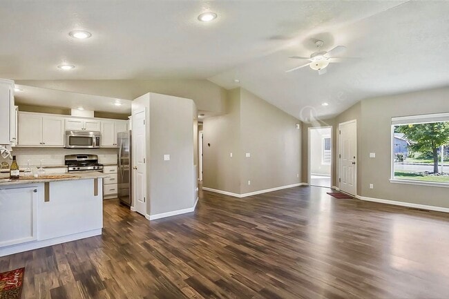 Foto del edificio - Comfortable Single-Level Home in NE Redmond