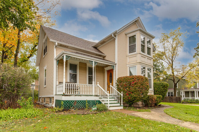 Foto del edificio - 110 Appley Ave