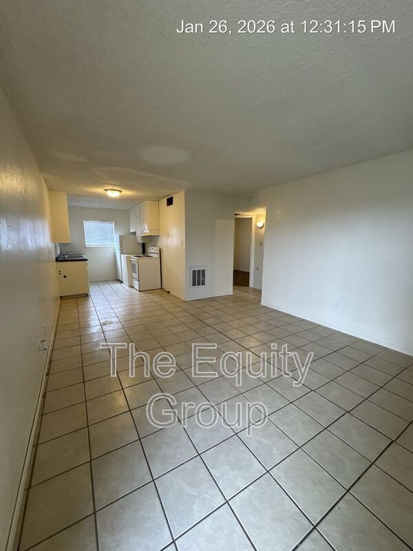 Building Photo - 2012 North Ave