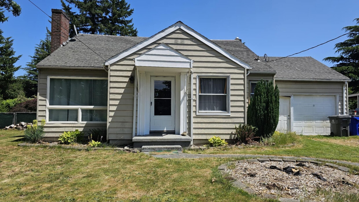 Primary Photo - 2726 SE 165th Ave