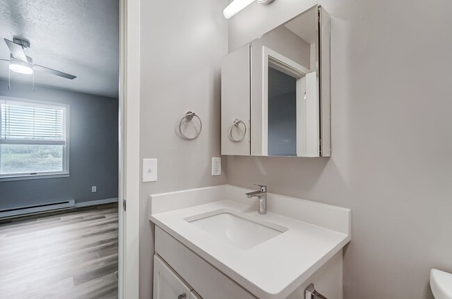 Interior Photo - Chardon Place Apartments and Townhomes