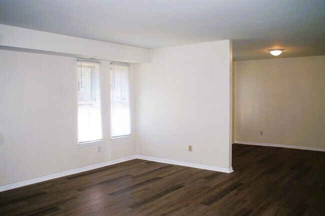 Building Photo - 5607 Colter Ct