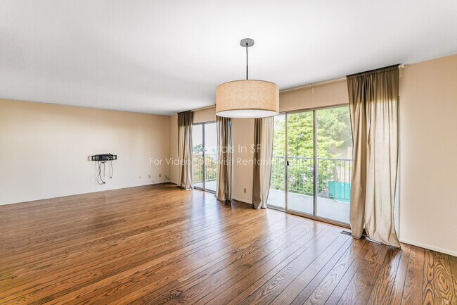 Building Photo - 1632 10th Ave