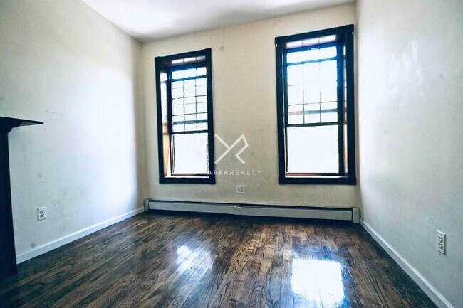 Foto del edificio - 2 bedroom in BROOKLYN NY 11221